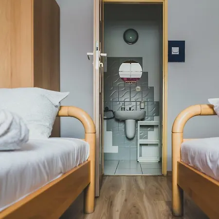 Pod Lipami Gasthof Lipno (Leszno)