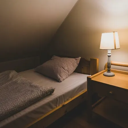 Pod Lipami Gasthof 3*