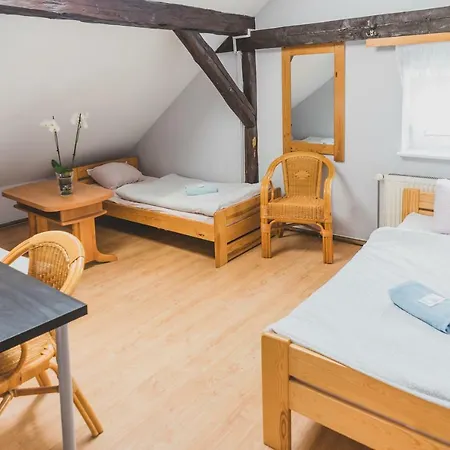 Gasthof Pod Lipami Lipno (Leszno)