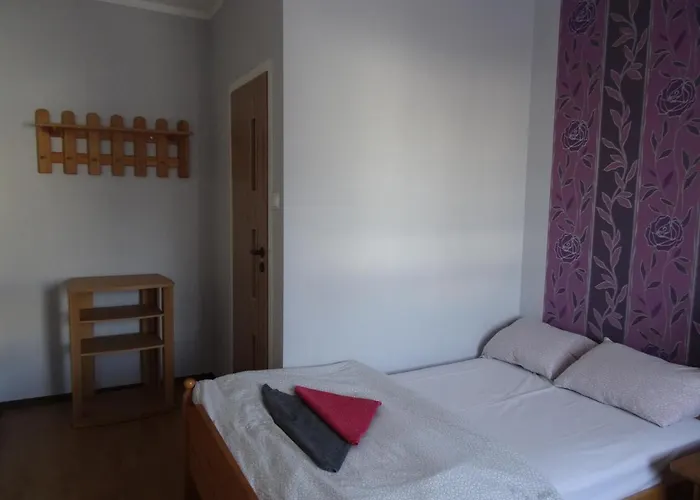 Pod Lipami 3* Lipno (Leszno)