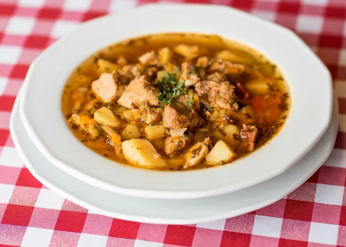 Pod Lipami Zajazd Lipno (Leszno)