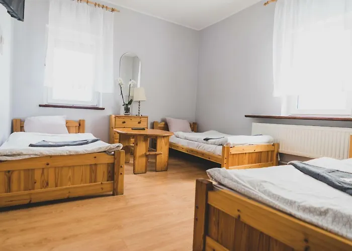 Pod Lipami Värdshus 3*