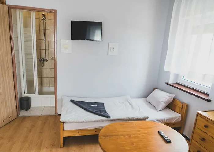 Pod Lipami Lipno (Leszno)