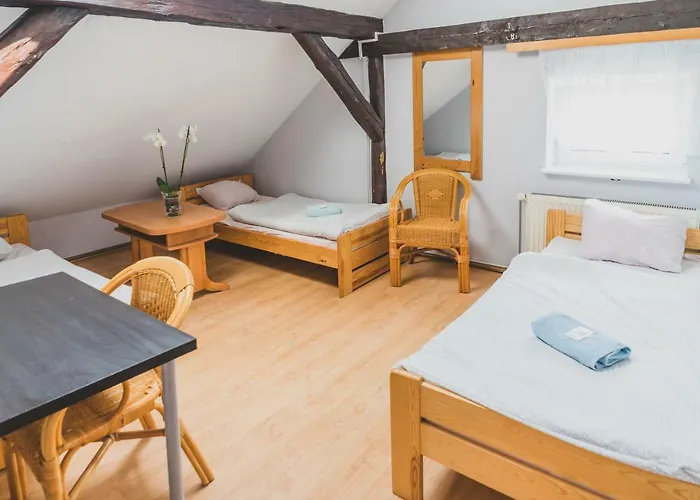 Zajazd Pod Lipami Lipno (Leszno)