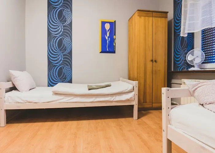 Pod Lipami 3* Lipno (Leszno)